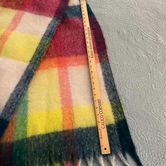 Renee NYC Multi Color Super Soft Skarf - Picture 4 of 9